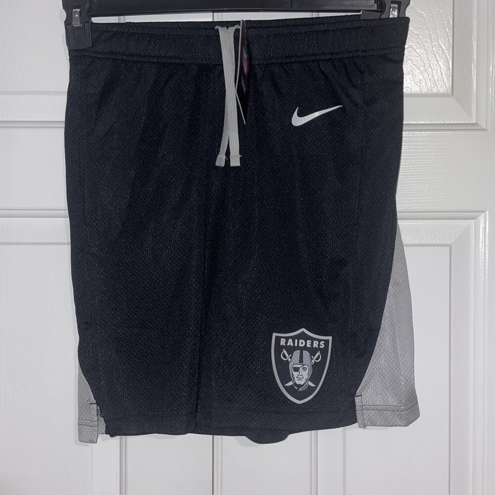 Nike Team Apparel Performance Shorts Raiders NKB2-094N Size Small